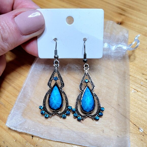 Elegant Turquoise Teardrop Fashion Hook Earrings, NEW - Picture 1 of 2